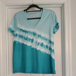 Chicos Small Aqua and White V-Neck Tee